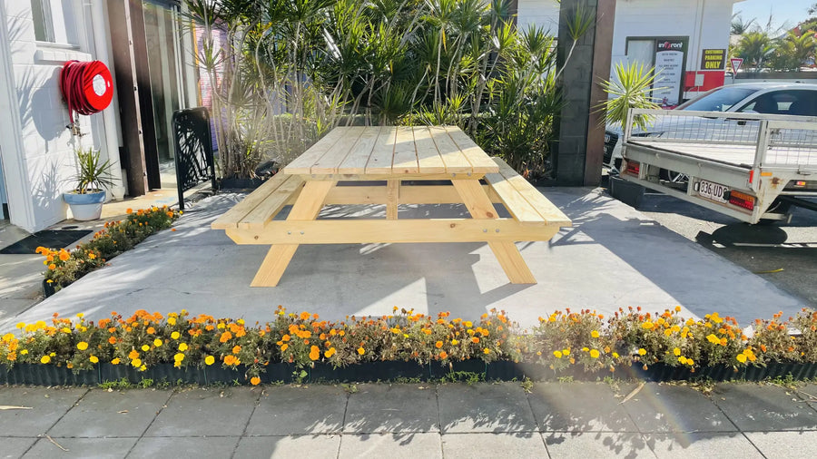 Commercial Tables for Construction Sites and Long Term Projects